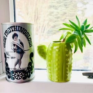 Vintage Olde Frothingsloth beer can